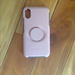 Light colored OtterBox PhoneCase- IPhone XR 💕